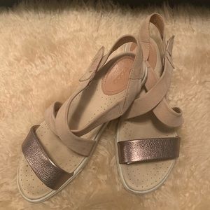 Ecco Damara Crisscross Sandals US 8/8.5 EU 39